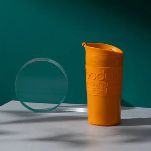 TRAVEL MUG